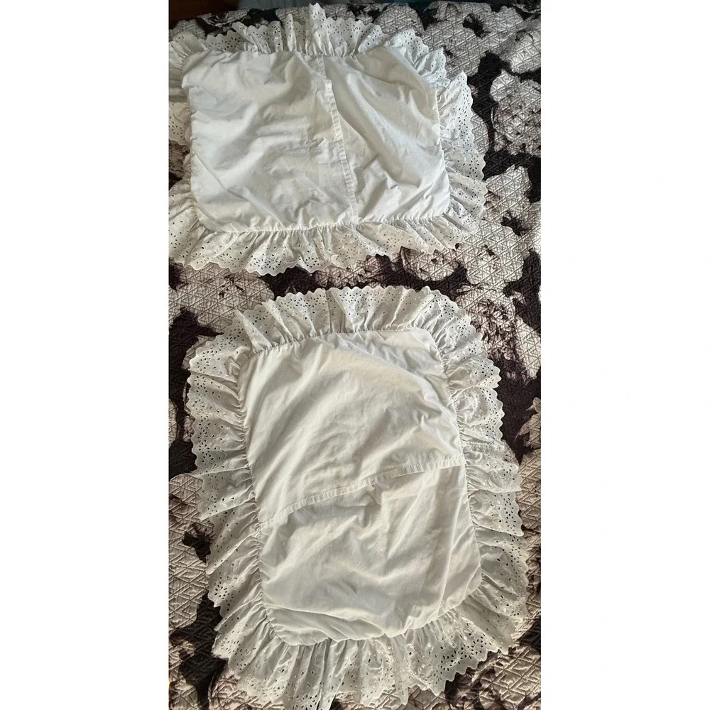 Vintage White Eyelet Lace Ruffled Pillow Shams Pair Standard Size Cottagecore